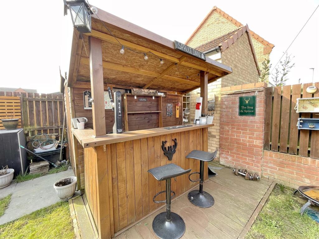 Garden Pub Area