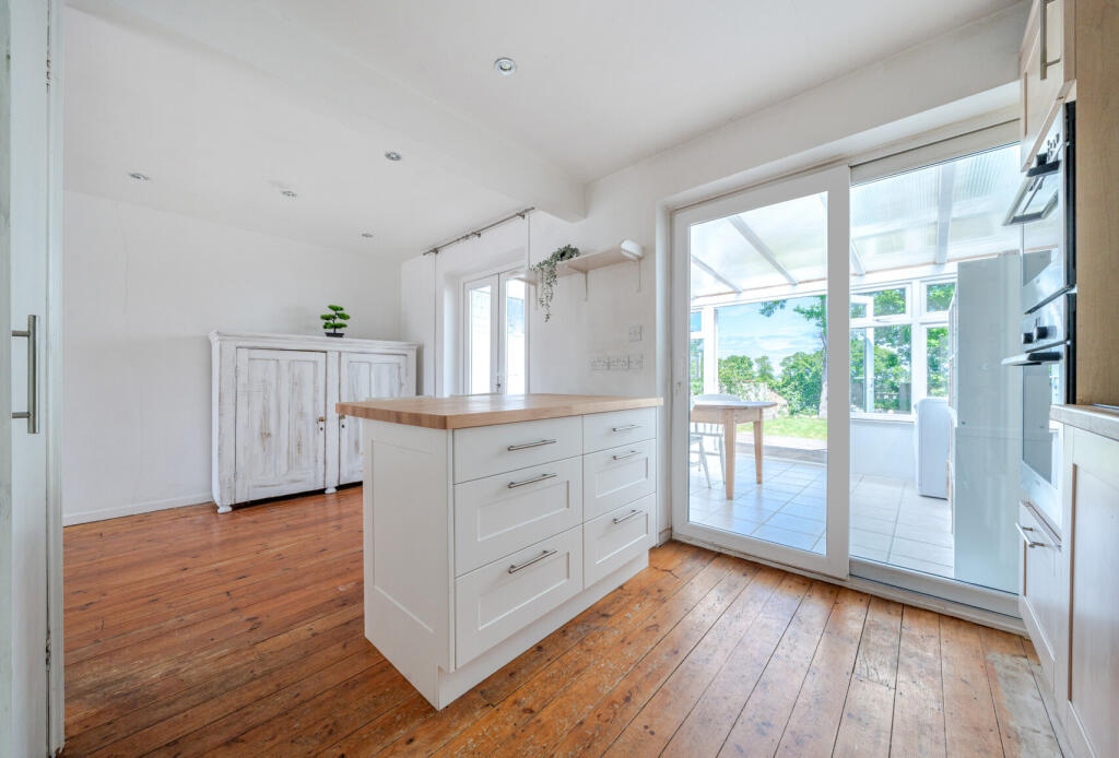 12-681a0fe2bece1-...