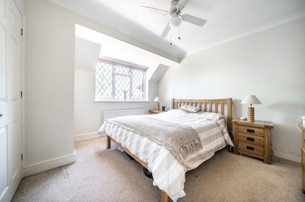 bedroom1
