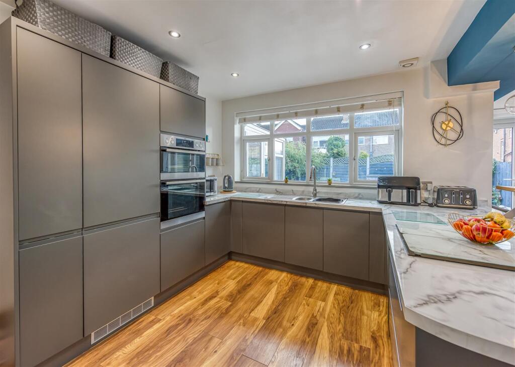 5 Nursery Drive-07.jpg