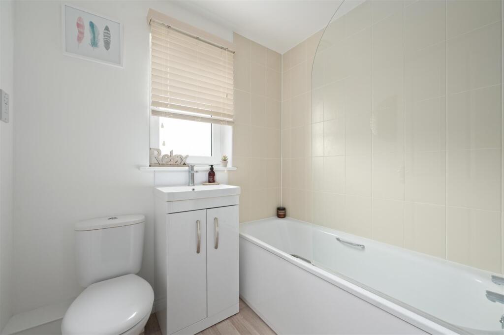 52 Middlebank Rise 022.JPG