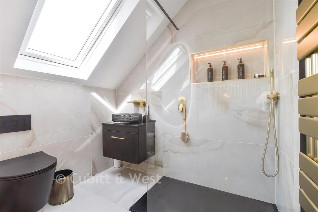 En-Suite Shower Room