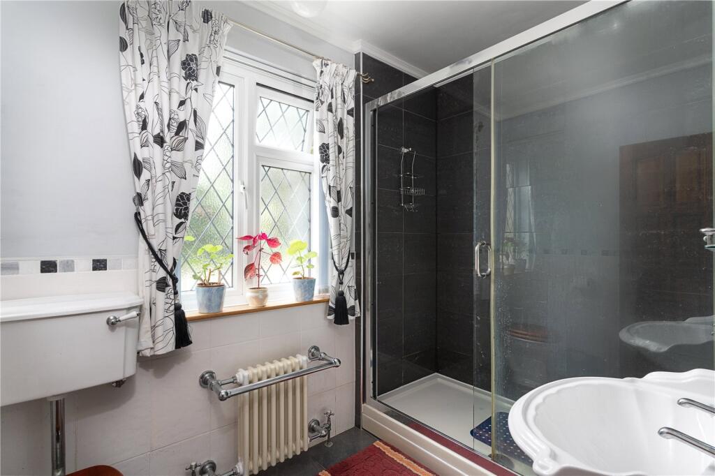 Ground Floor Shower