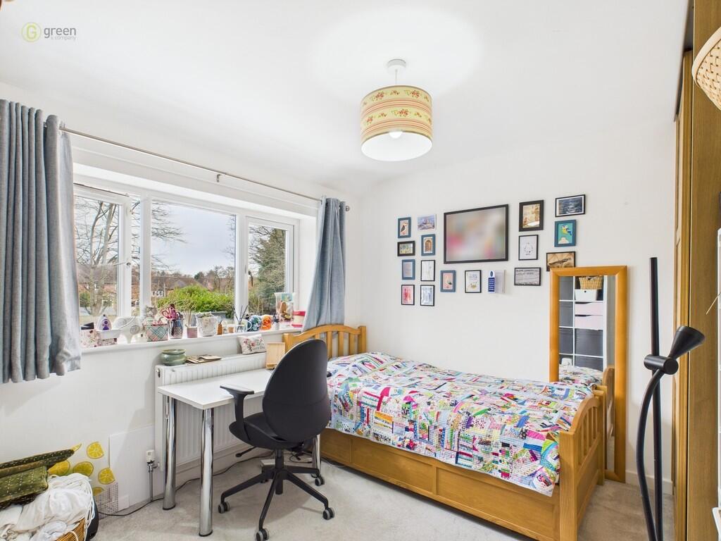 CAM03830G0-PR0129...