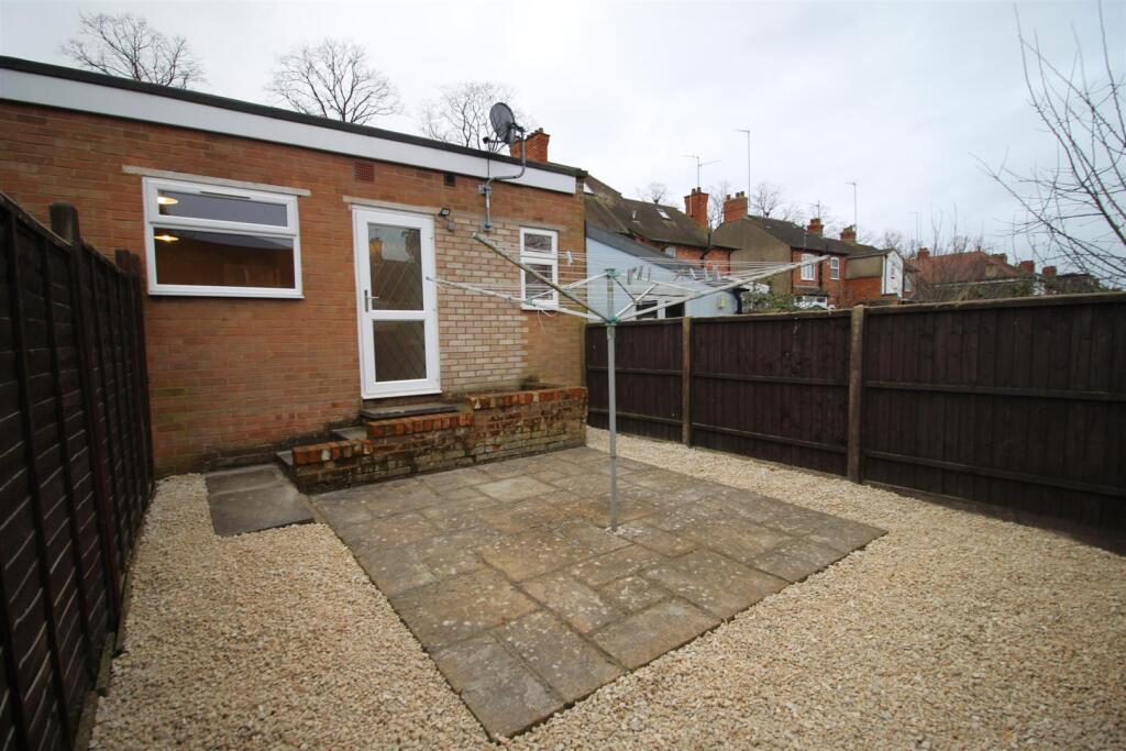 Garden2.JPG