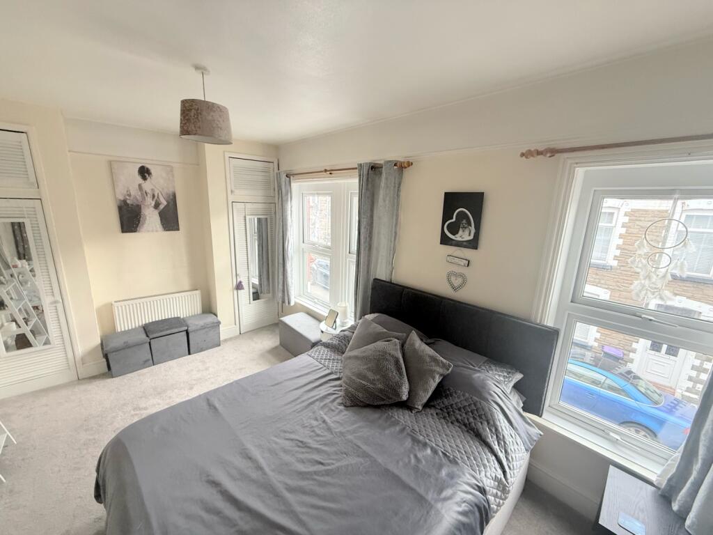 416C1289-2CCD-45D3-AC79-940756EE9F93