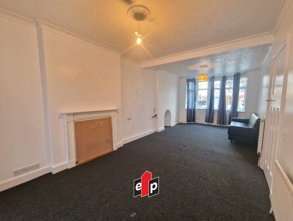 Hocking Road, Wyken - Through Lounge/Dining Room