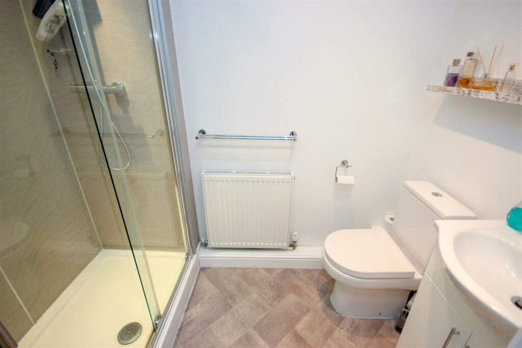 Ensuite.jpg