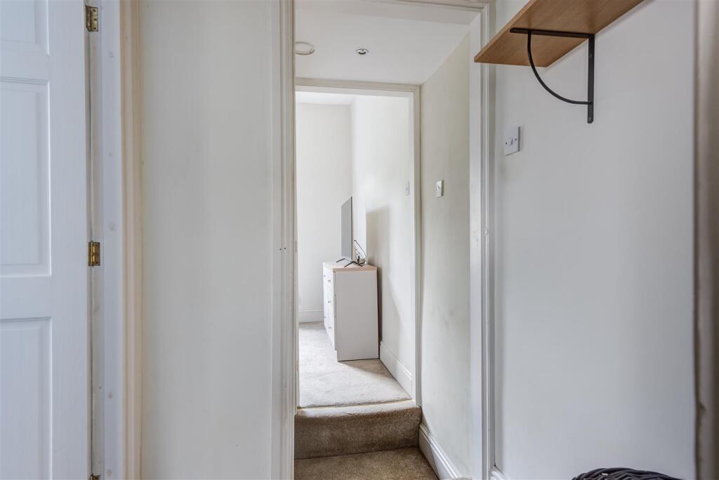 35MarshStreet(Interior)-7.jpg