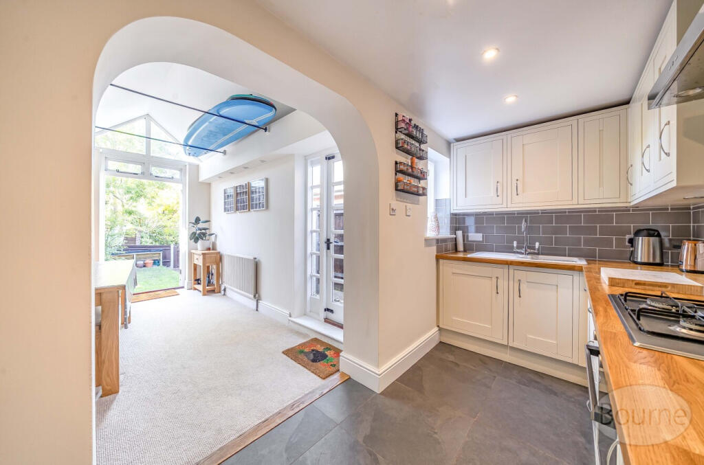 53826c40-2845-41b...