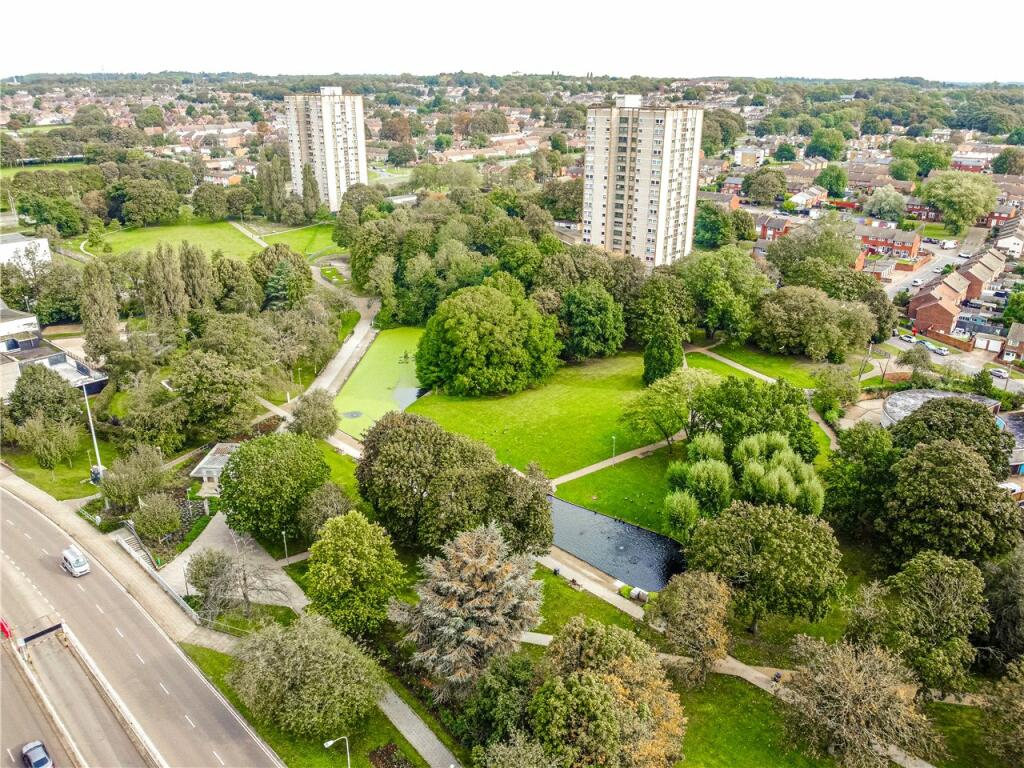 Park Opposite