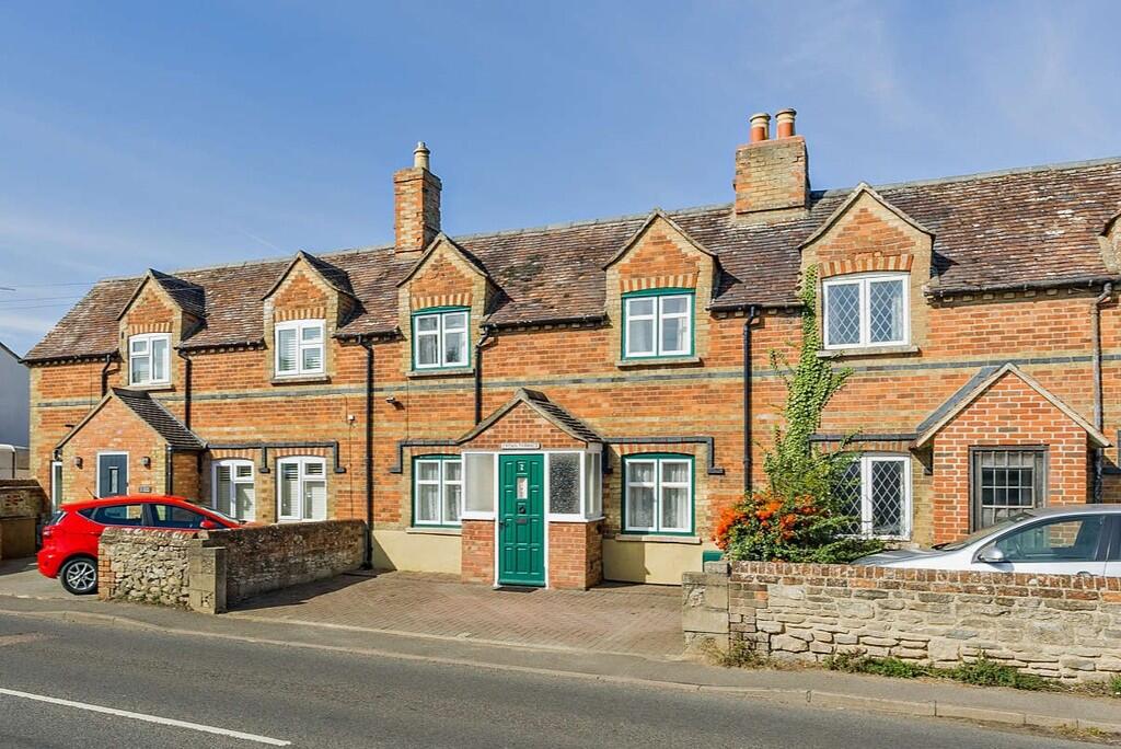 8665843-exterior0...