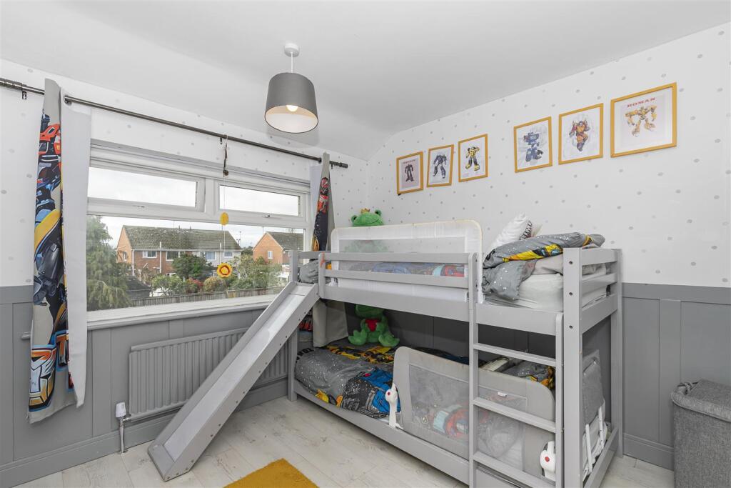 Bedroom 2.jpg