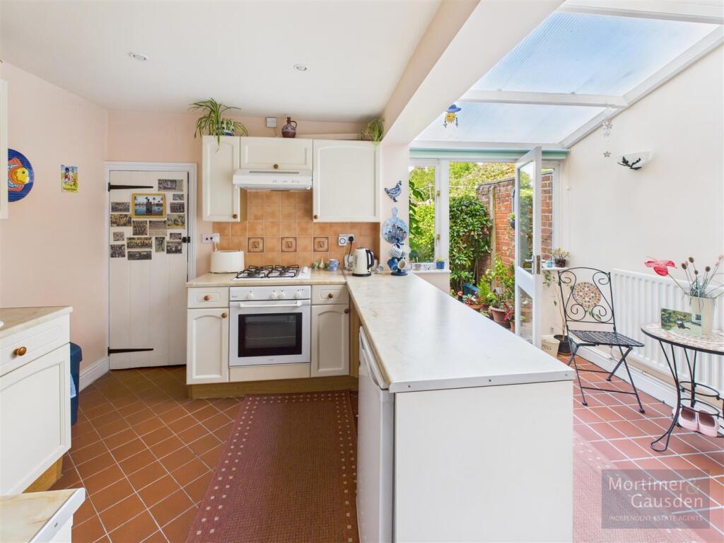 Kitchen/Breakfast Room