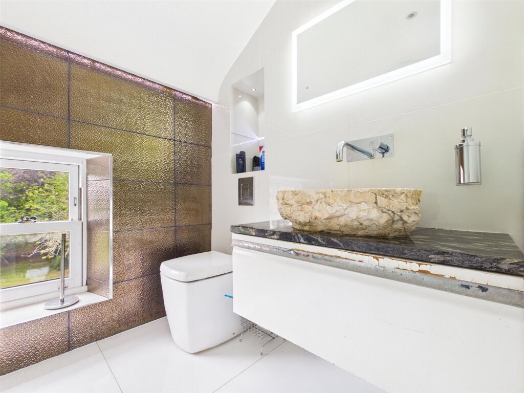 2nd Flr Shower Room