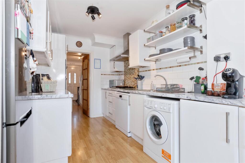 Littlehampton Rd_7.jpg