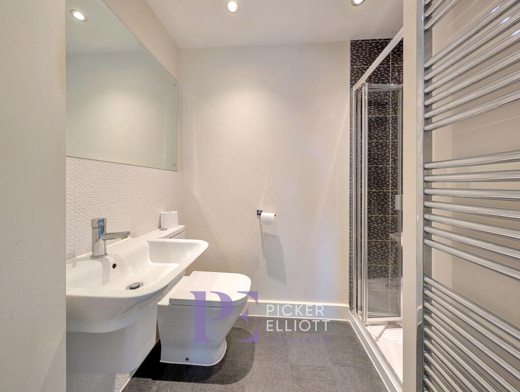 Ensuite