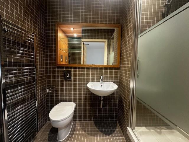 shower room ub.jpg