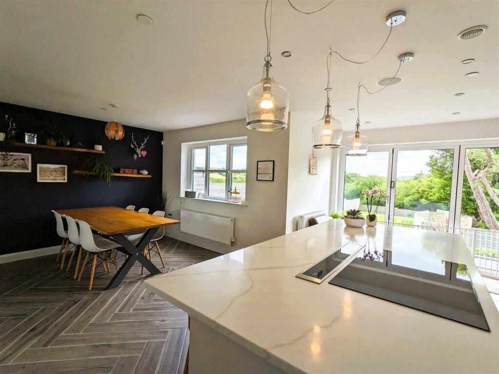 Kitchen/ Diner