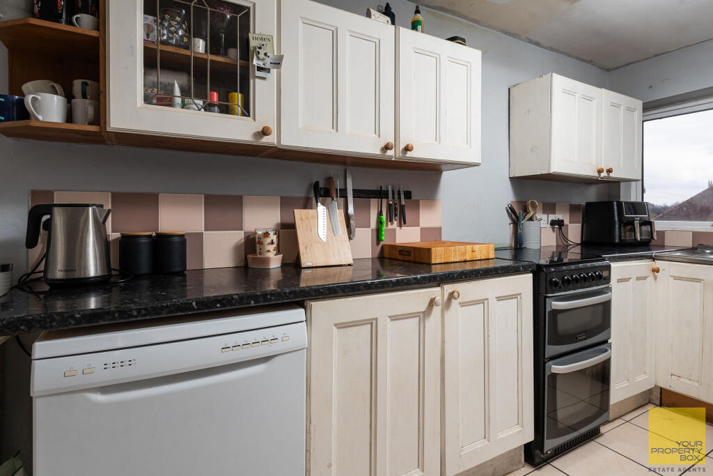 34 Bromwich Road0046