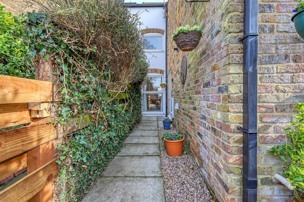 img_4686_36 copy.jpg