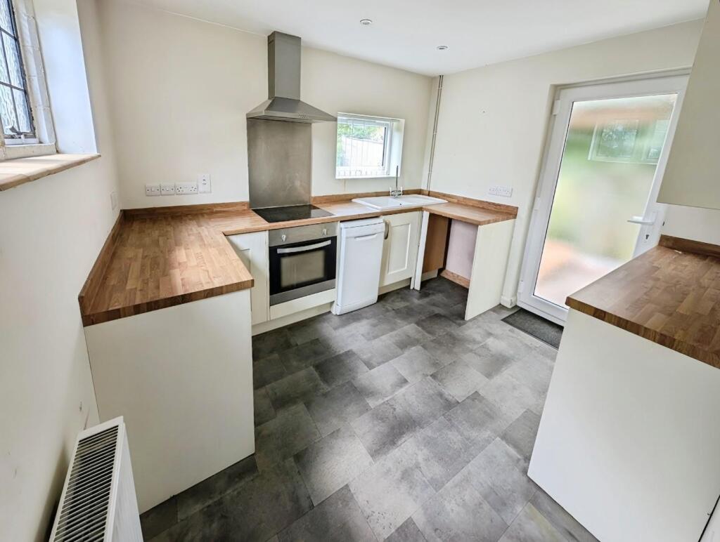 addcd3f0-kitchen.jpg
