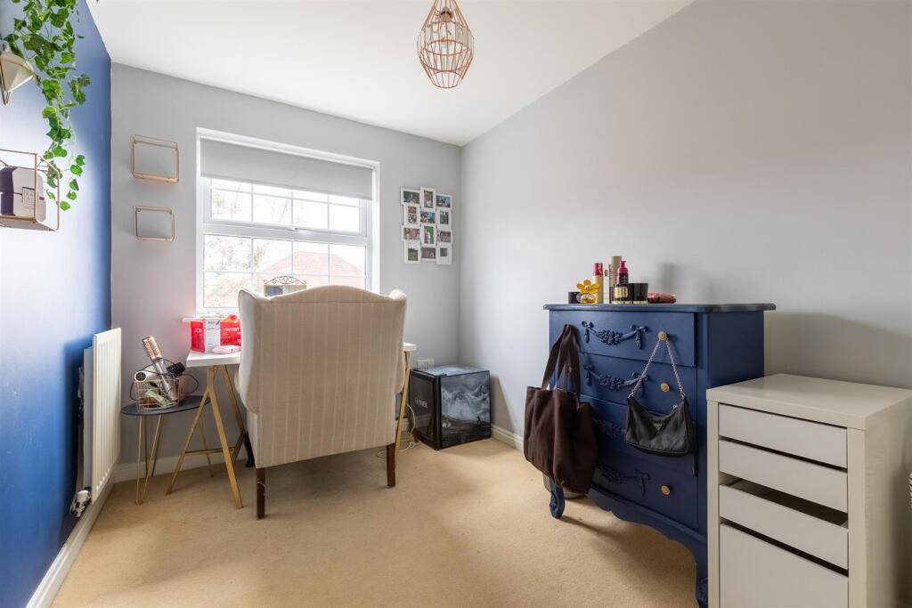 8ChestertonWay-14.jpg