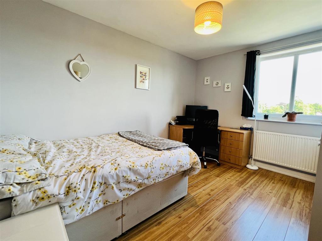 Bedroom 3.jpg