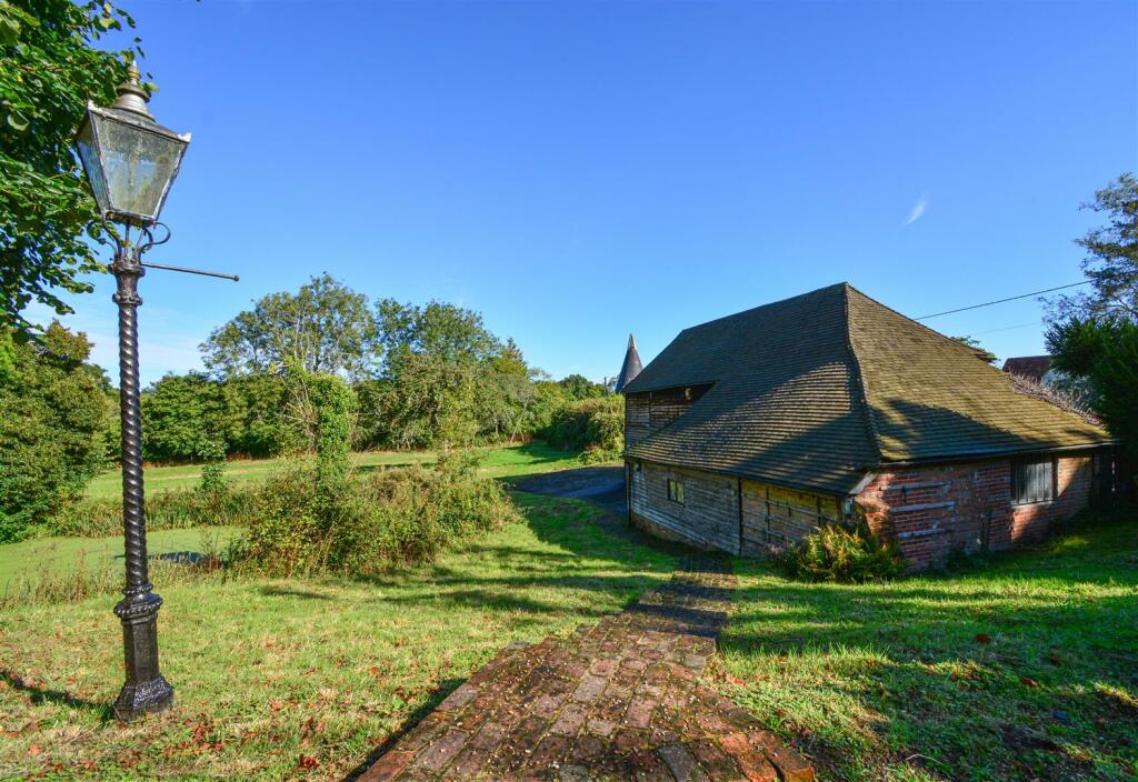 Barn