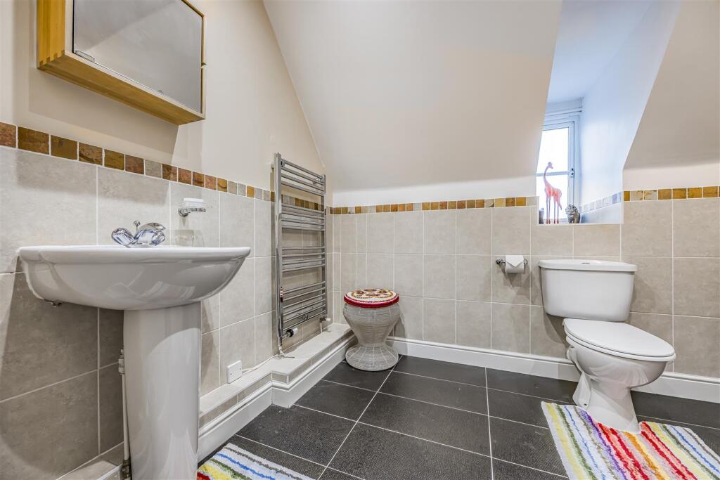 2 Clarendon Close, Denmead-PorticoMarketing-Nexa-5