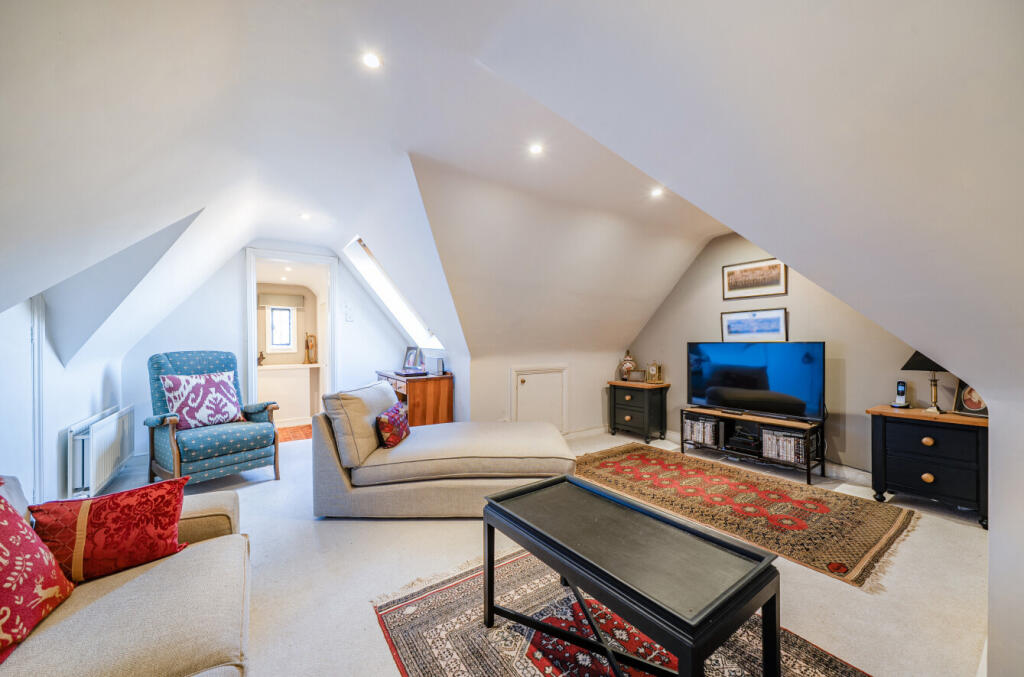 1361822-28-68e3b7...