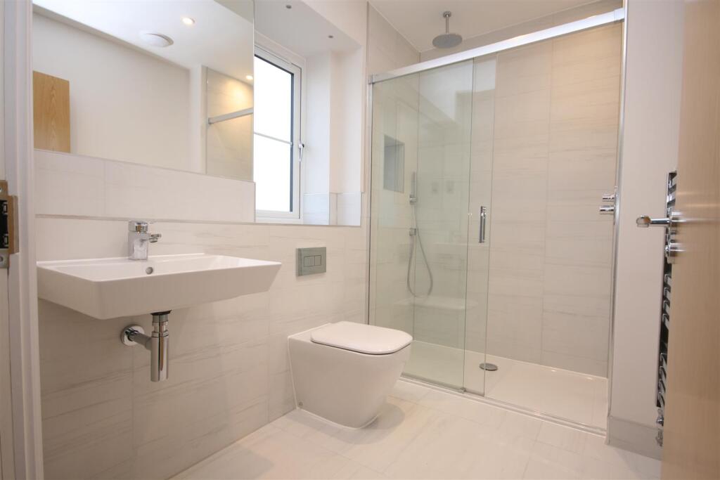 Ensuite 2