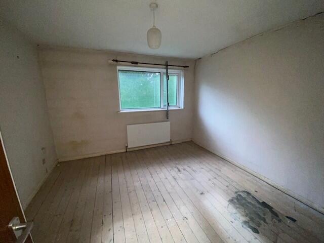 BEDROOM ONE T202506191559.jpg