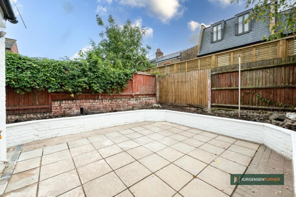 Birkbeck Avenue 28A-008 LR - JT.jpg