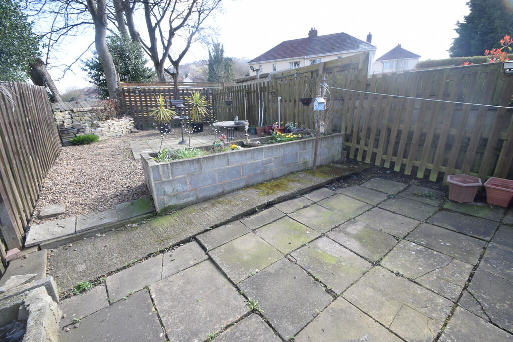 gARDEN 1