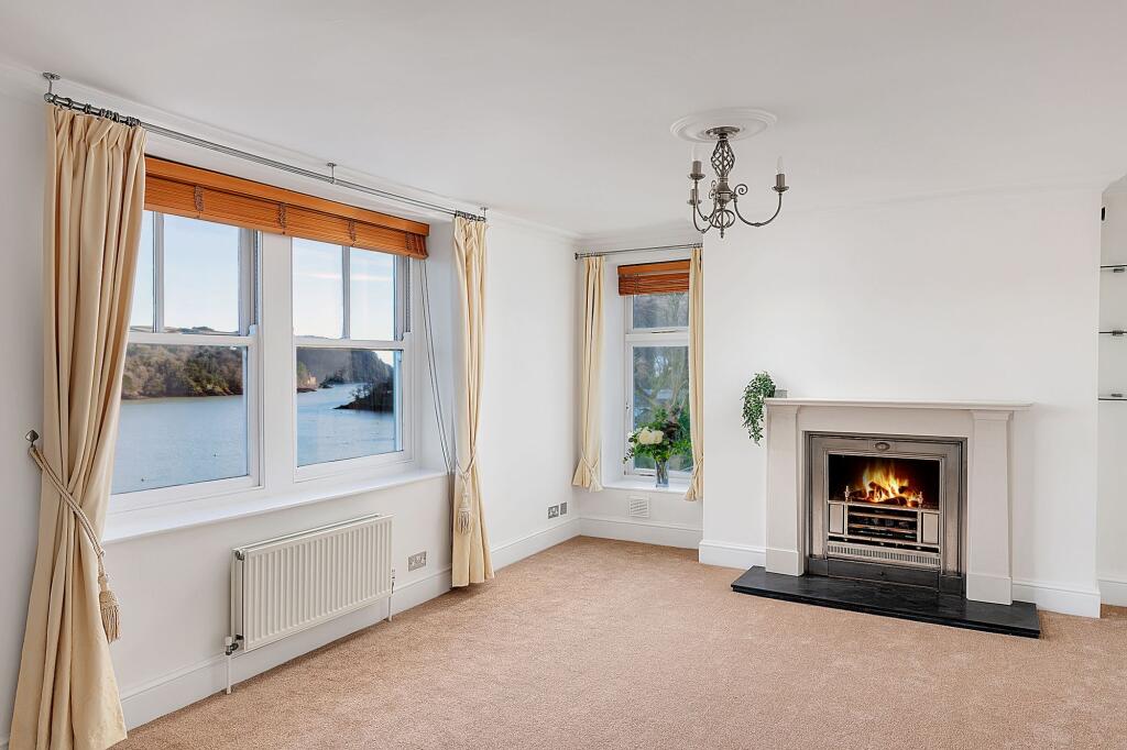 Flat 3 Stella Maris Living Room