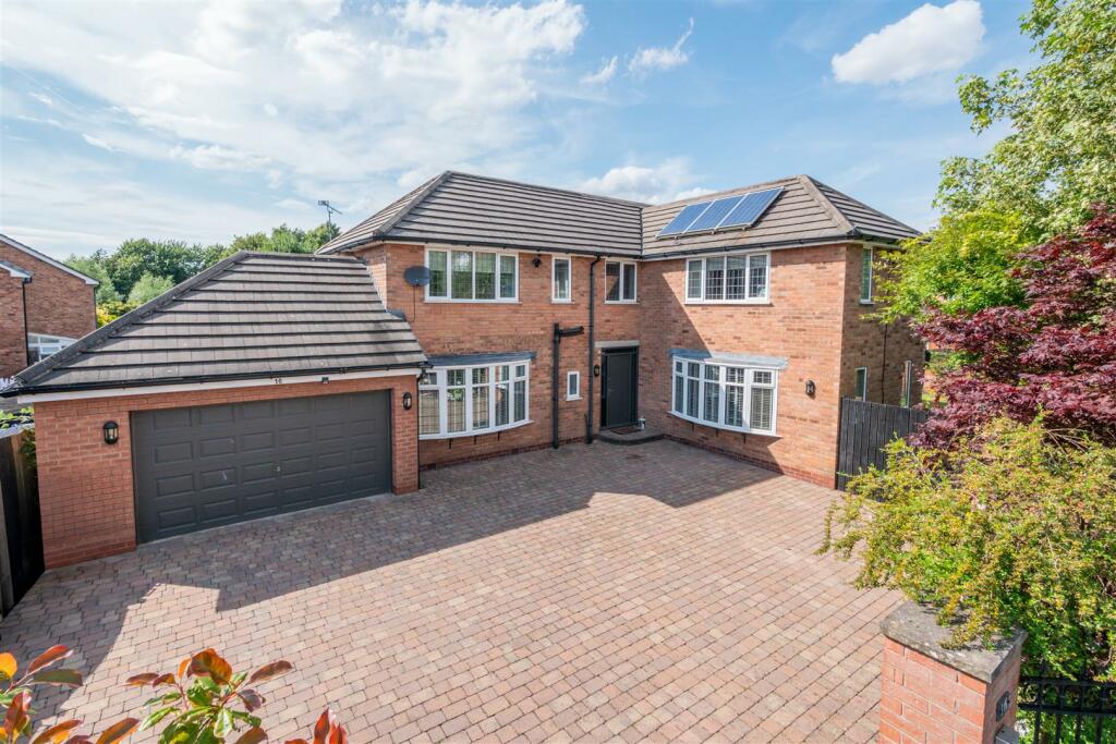 Main Photo