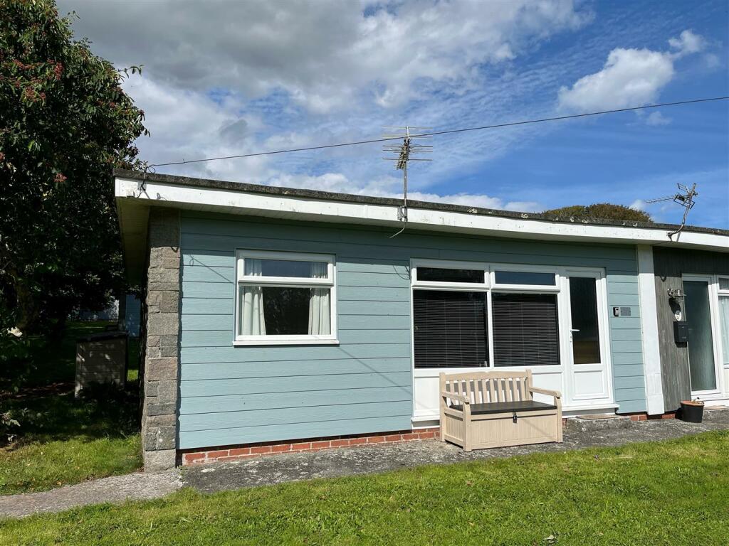 Norton Park, Dartmouth