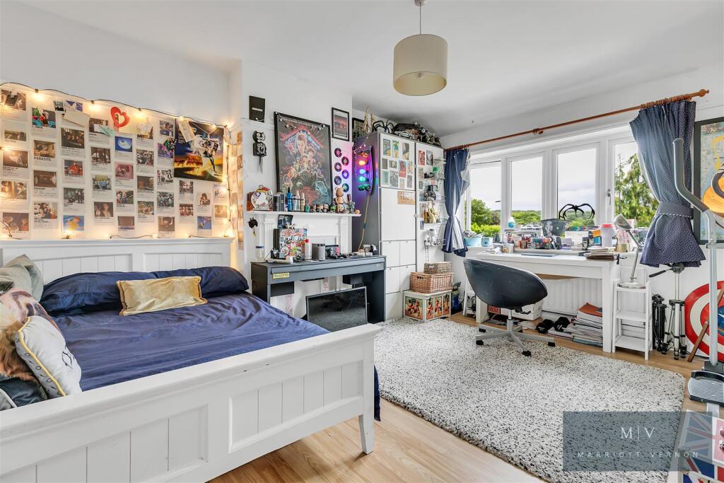 Crest Road 38 MV-12.jpg