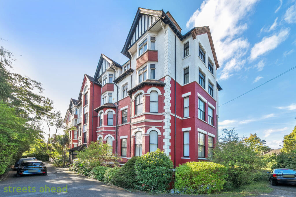 6116157c-26bb-4b8...