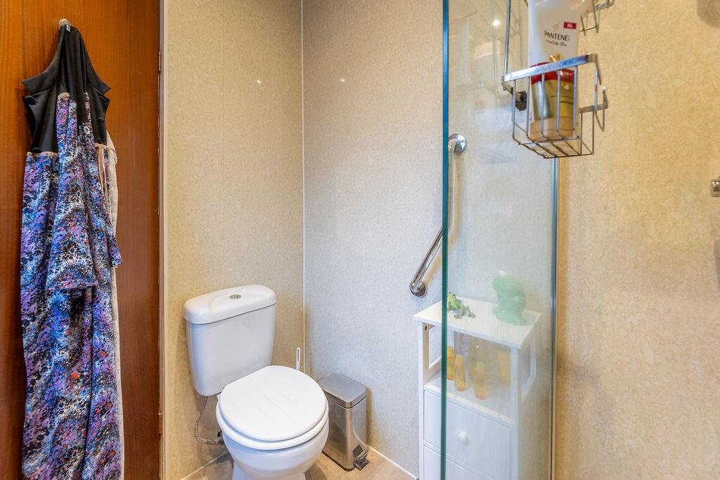 En Suite 1