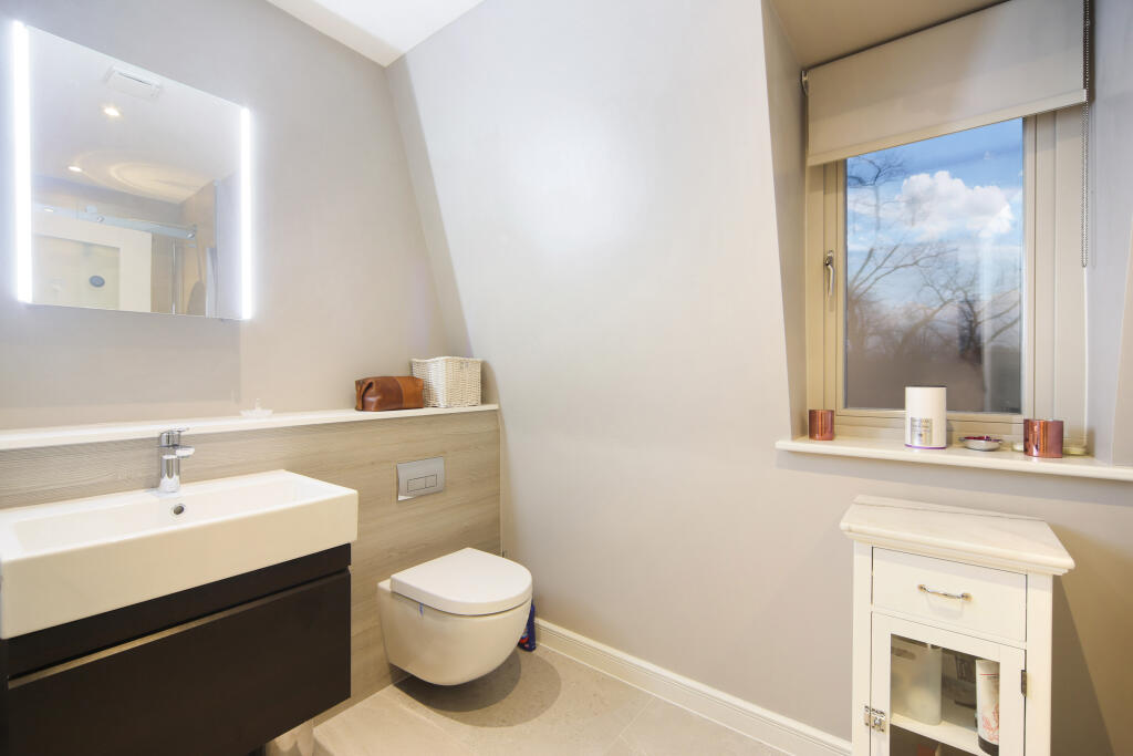 Ph34_1943338-copy_ed