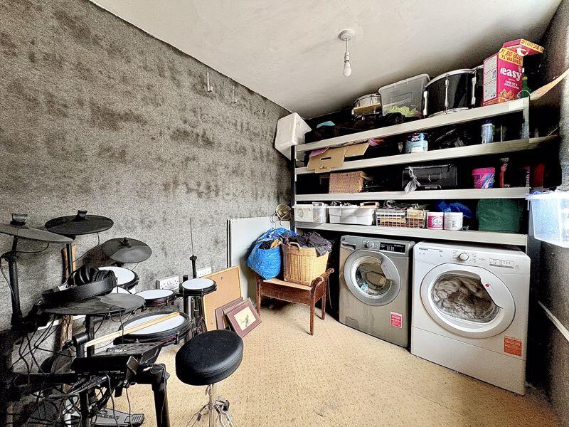 UTILITY AREA