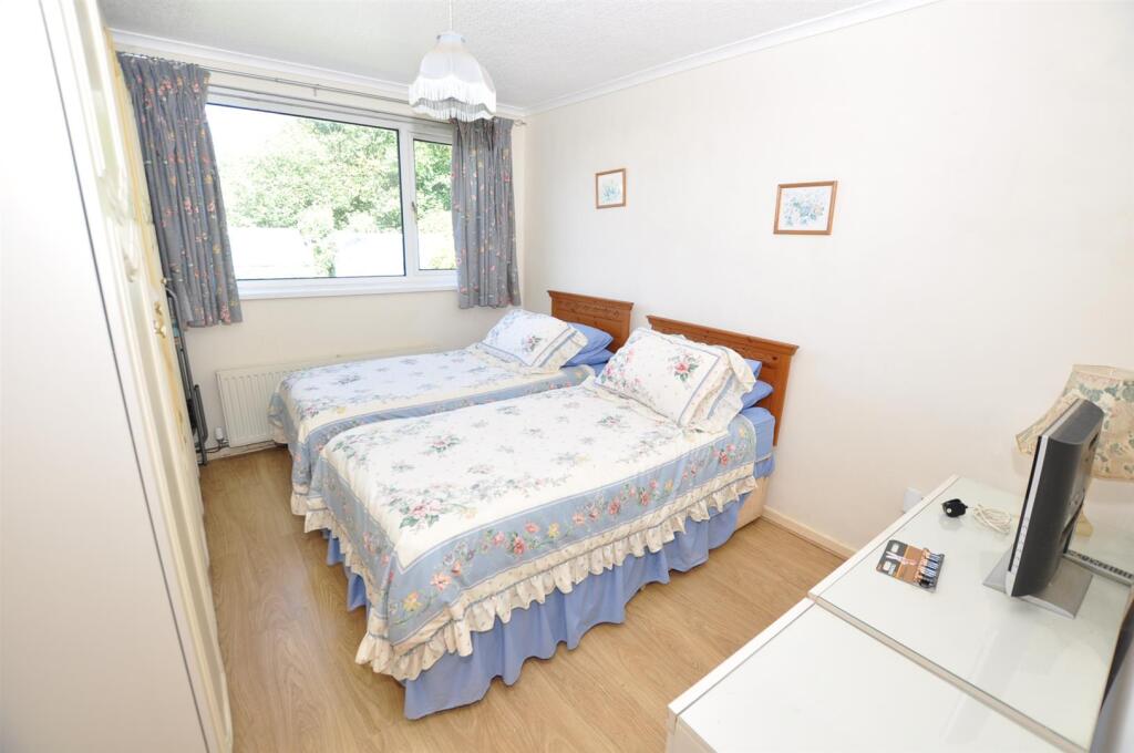 Rear bedroom 1