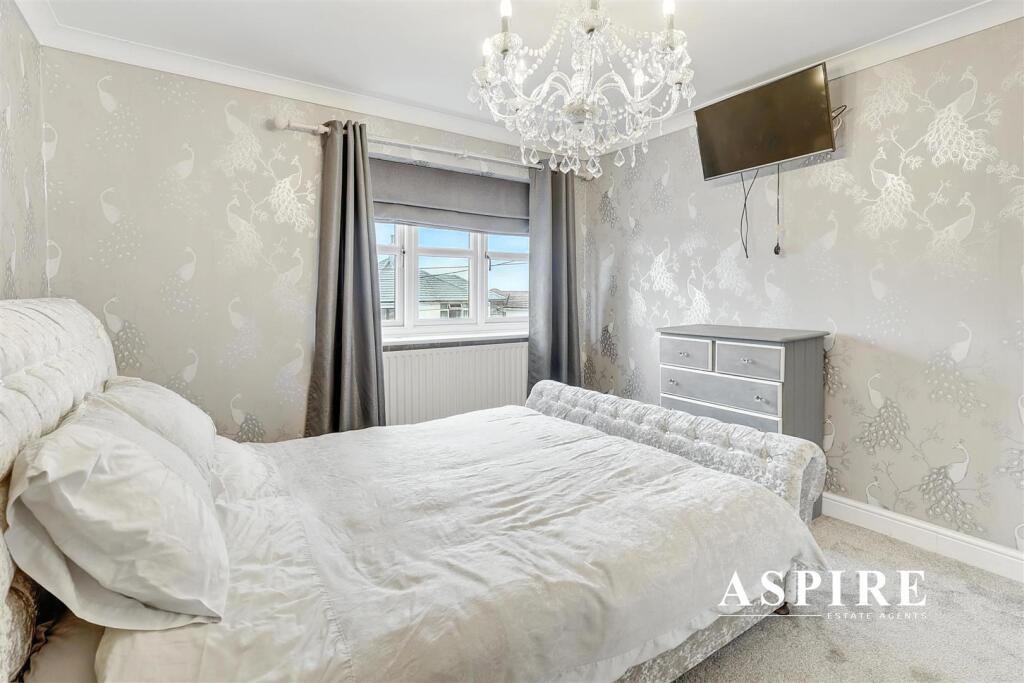 Aspire Estate Agents7.jpg