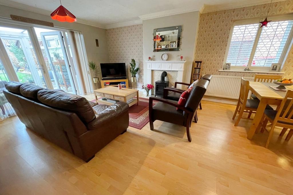 3- Sitting Room