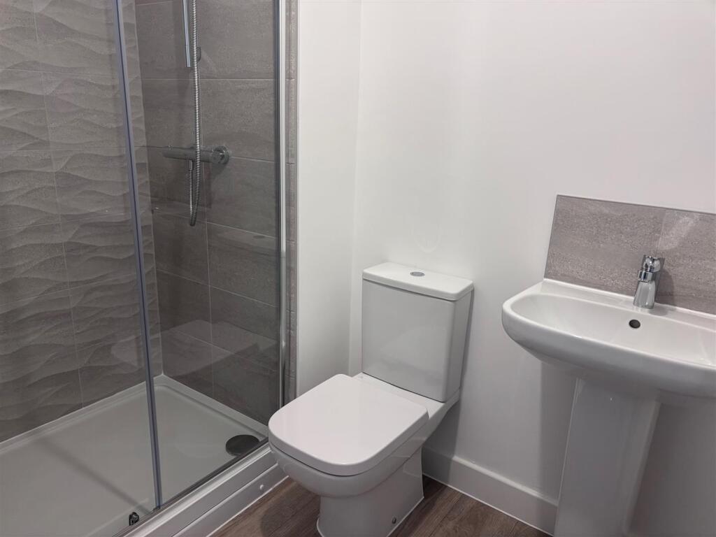 Stapleford Chase - PIC 04.jpg