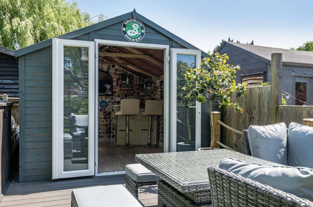 1290138-25-682495...