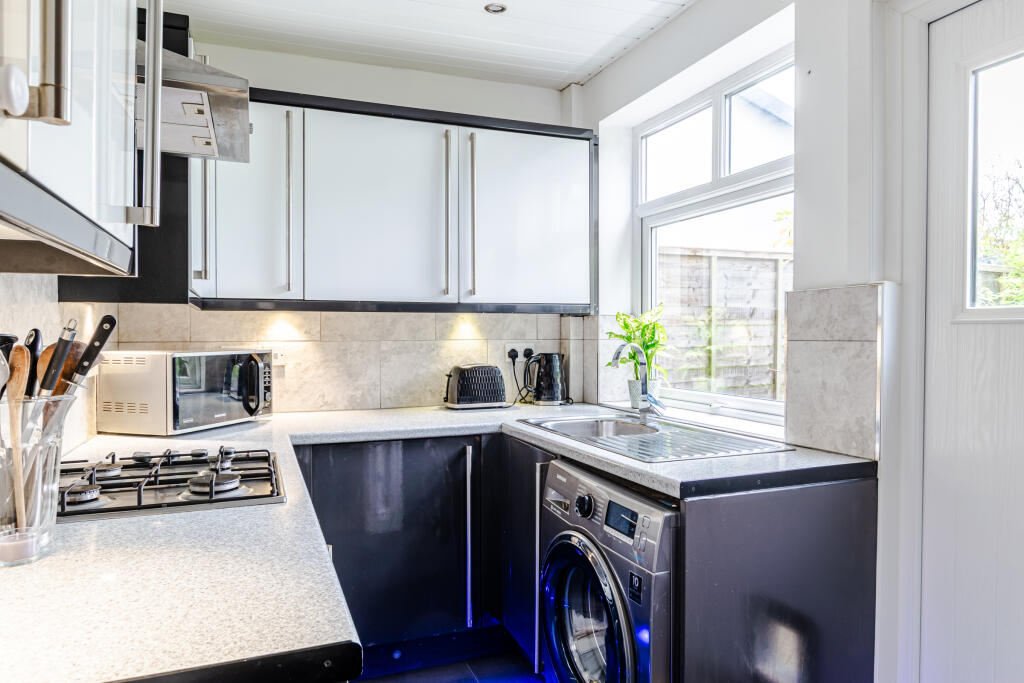 kitchen2