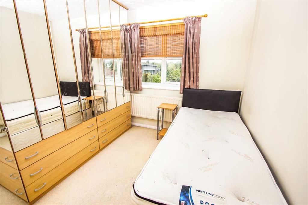 Bedroom2